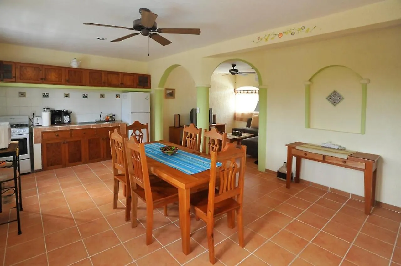 Righetto Vacation Rentals بويرتو موريلوس 0*,